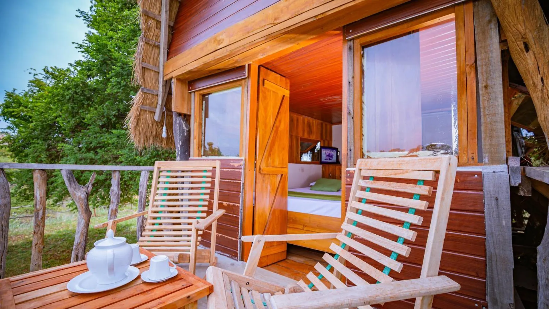 Wisdom Camping And Glamping Moragaswewa Luxury tent